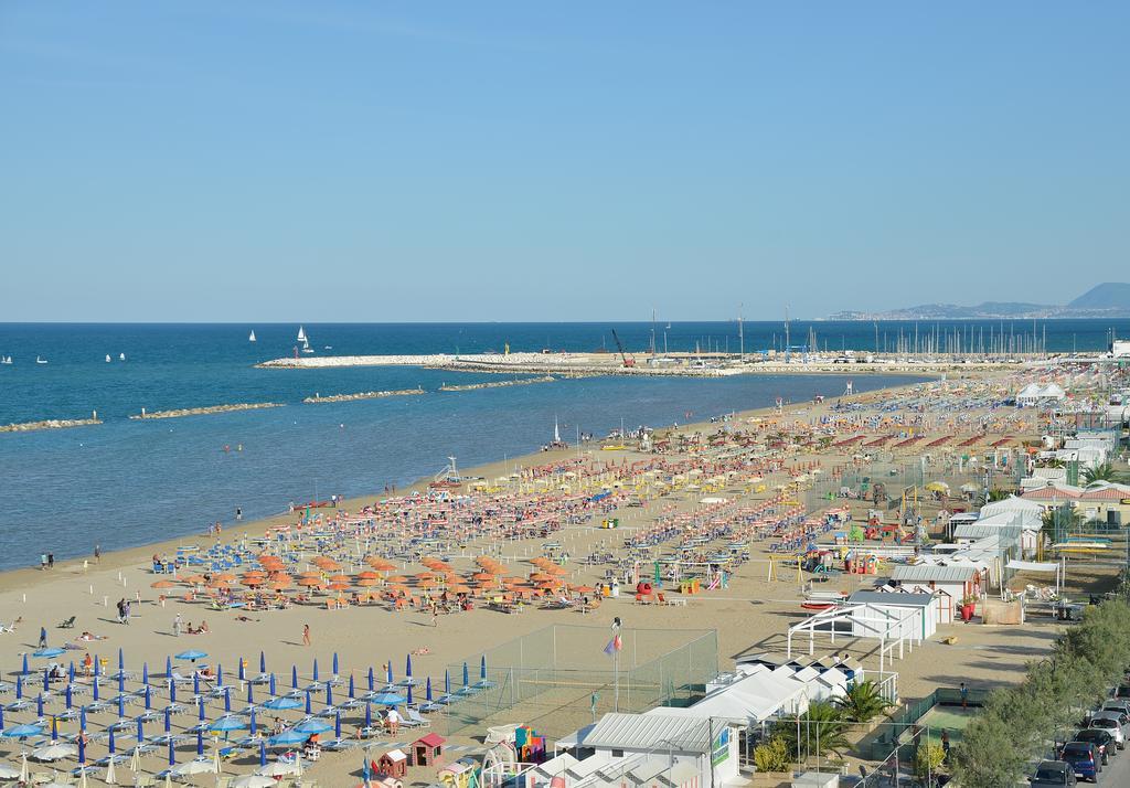 Hotel Bel Sit Senigallia Ngoại thất bức ảnh