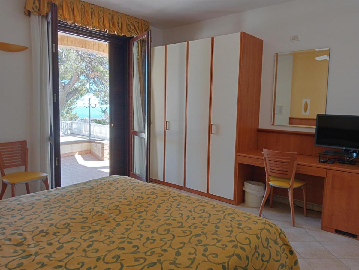 Hotel Bel Sit Senigallia Ngoại thất bức ảnh