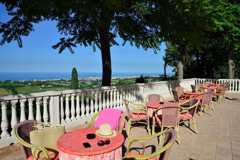 Hotel Bel Sit Senigallia Ngoại thất bức ảnh