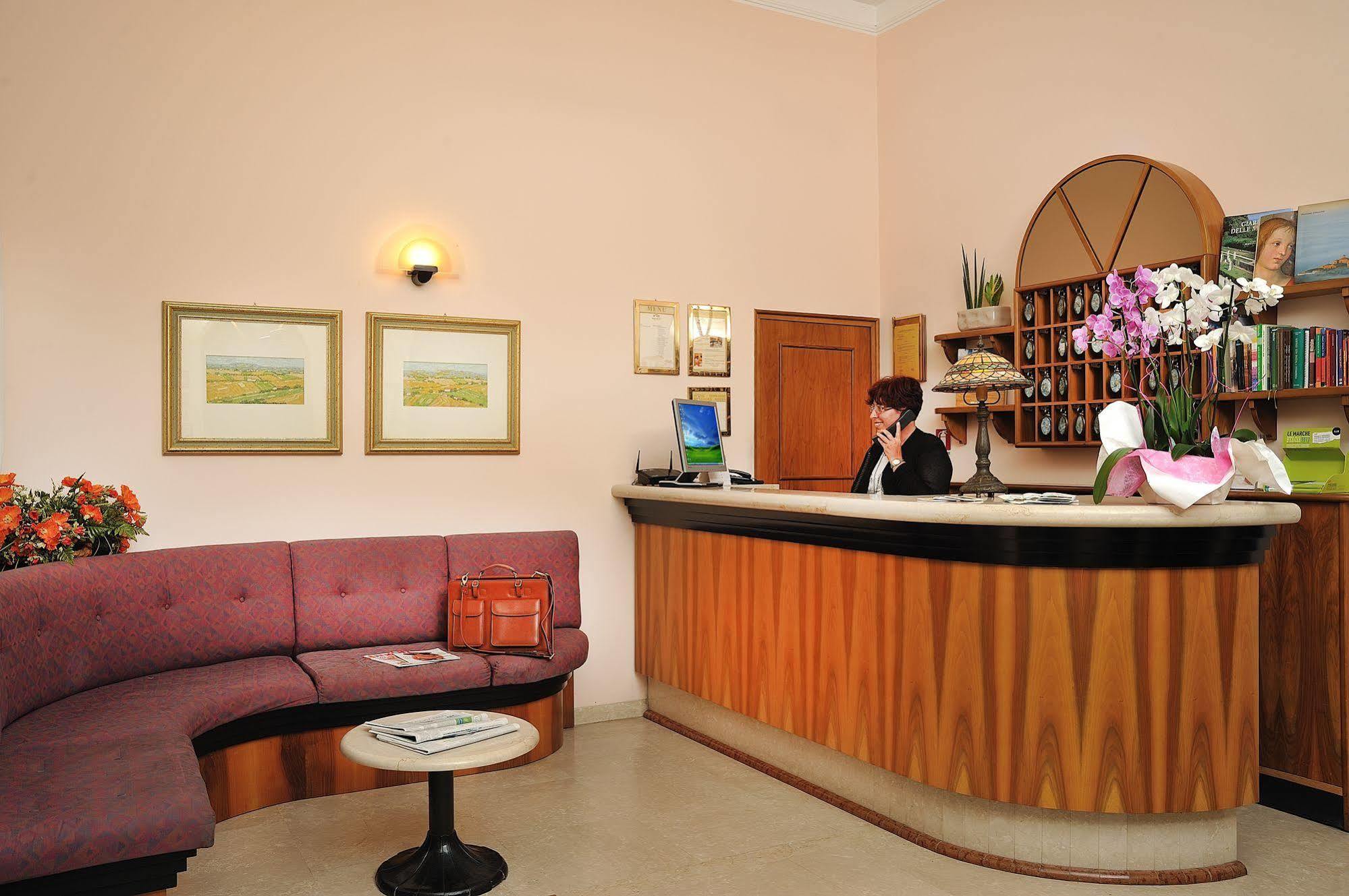 Hotel Bel Sit Senigallia Ngoại thất bức ảnh